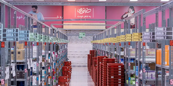 انبار داروخانه
