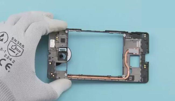 ۵ گوشی هوشمندی که مجهز به لوله های حرارتی برای خنک شدن هستند